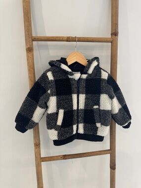 miles the label Black & White Sherpa Zip Hoodie (Toddler)